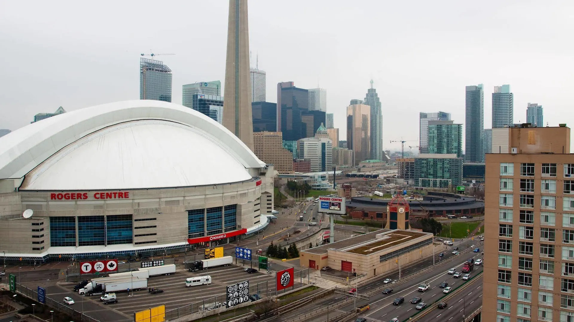 Aparthotel Glen Grove At Maple Leaf Toronto